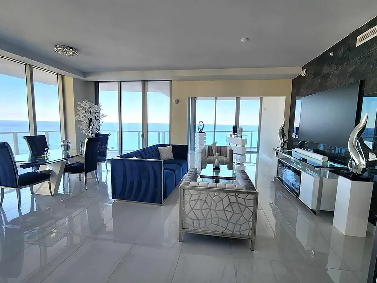 3100 N Ocean Dr #H-1503 — Photo 2