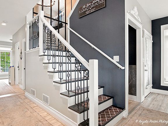 5th image of 26089 W Calhoun Ave