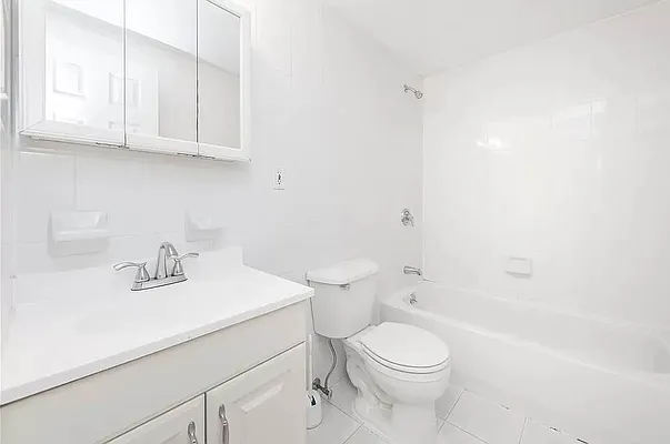 Rented by Modern Spaces | media 13