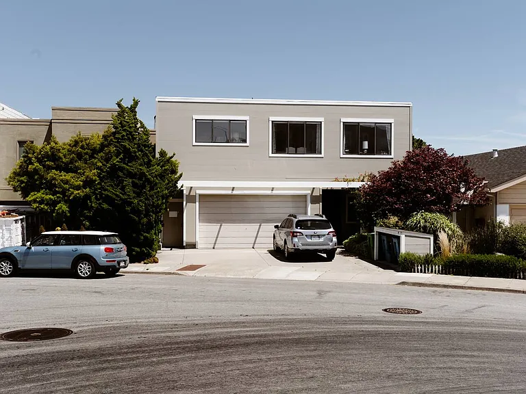 920A Baker St — Photo 17