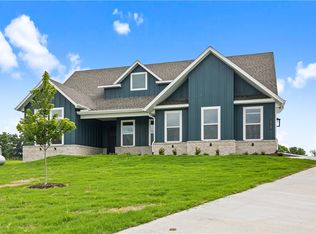 14160 Cayenne Cir, Siloam Springs, AR 72761