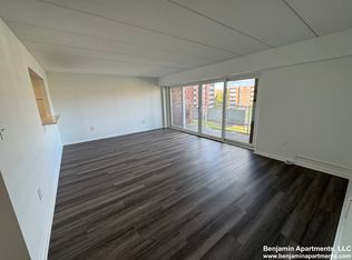 53 Hill Rd APT 408, Belmont, MA 02478