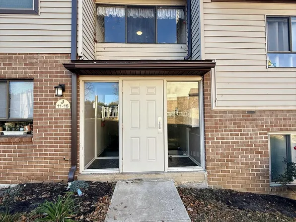 280 Bridgewater Rd #J-16, Aston, PA 19014