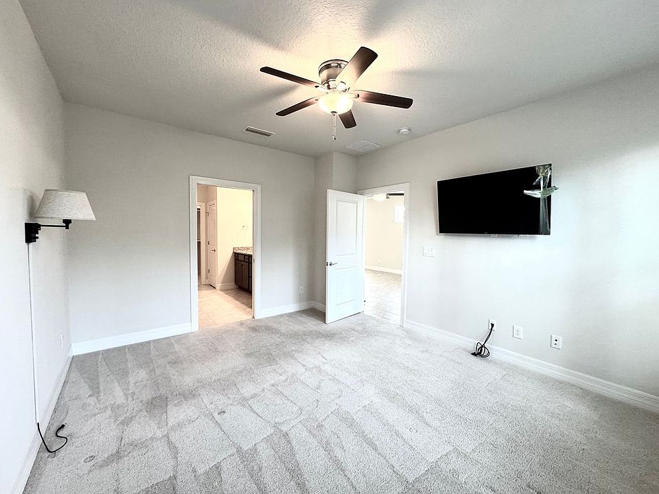 1st image of 56 Broadhaven Dr