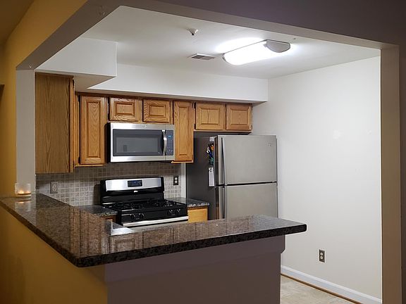 4th image of 12225 Fairfield House Dr APT 102C