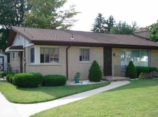 3323 Pasadena Pl, Saginaw, MI 48603