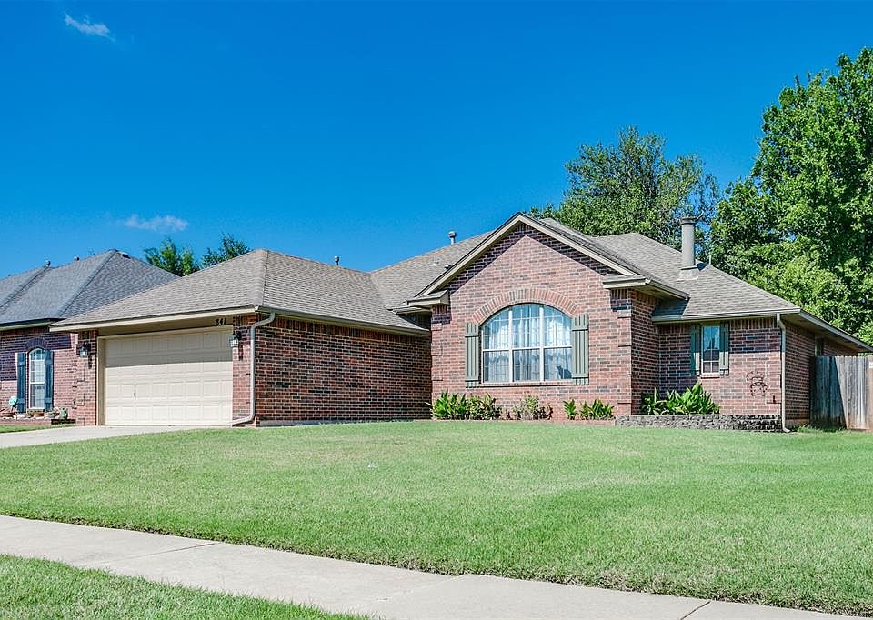 1st image of 841 E Ethan Ln