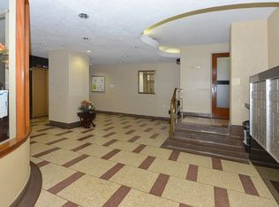 2700 Bathurst Street, Toronto, ON M6B 2Z7