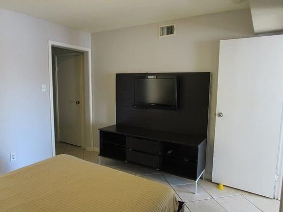 5th image of 13953 Fortuna Bay Dr APT 3