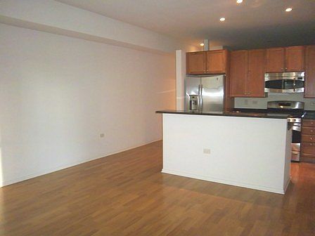 5th image of 310 S Michigan Ave Unit 1110