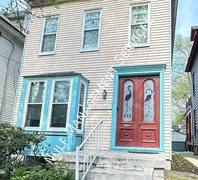 613 Ivy St #1 — Photo 2