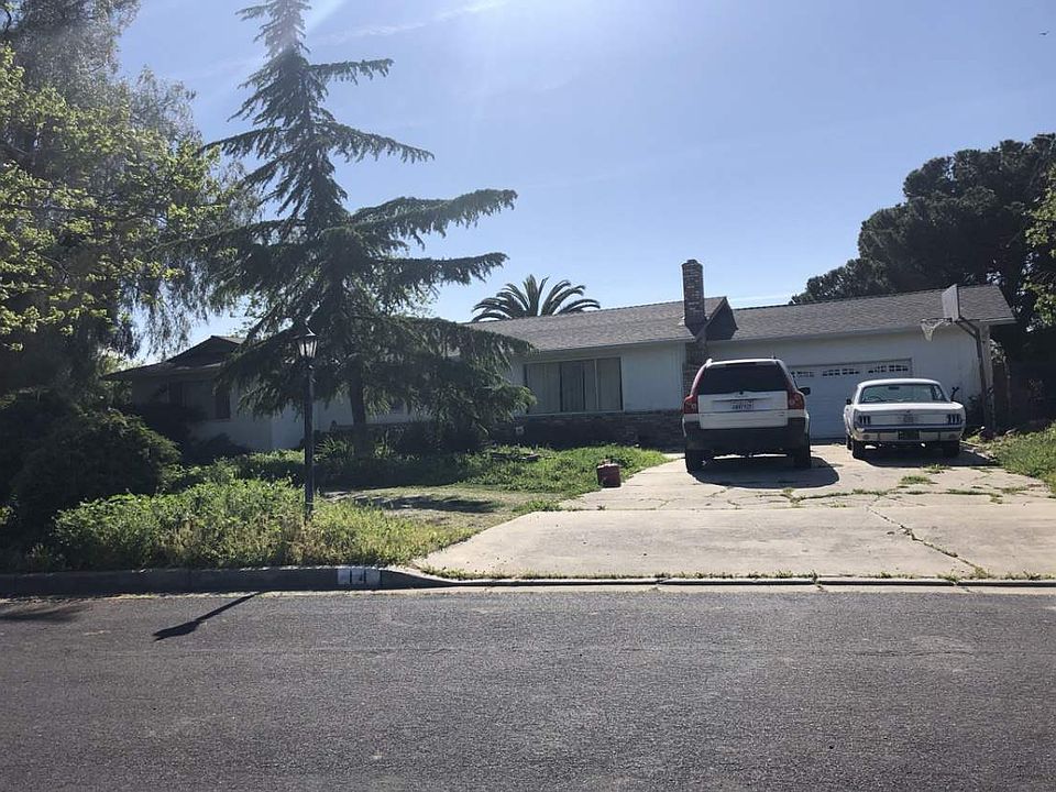 2nd image of 14 Quail Ct