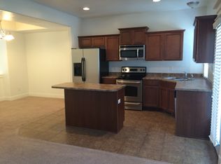8968 S Heights Dr, Sandy, UT 84094