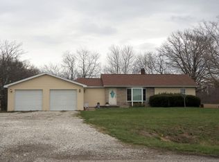 900 N Main St, Iuka, IL 62849