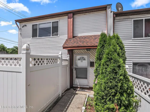 111 N Gannon Ave, Staten Island, NY 10314