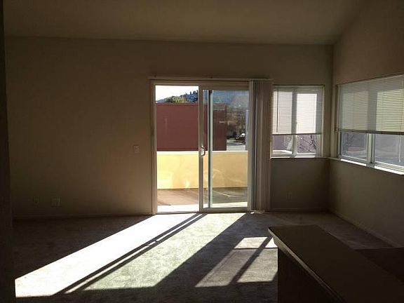 3rd image of 9 Mariposa Ave APT D