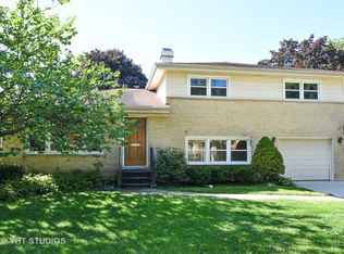 1411 Marcy Ln, Wheeling, IL 60090