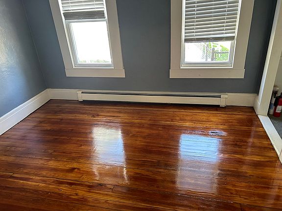 3rd image of 188 Shawmut Ave #1
