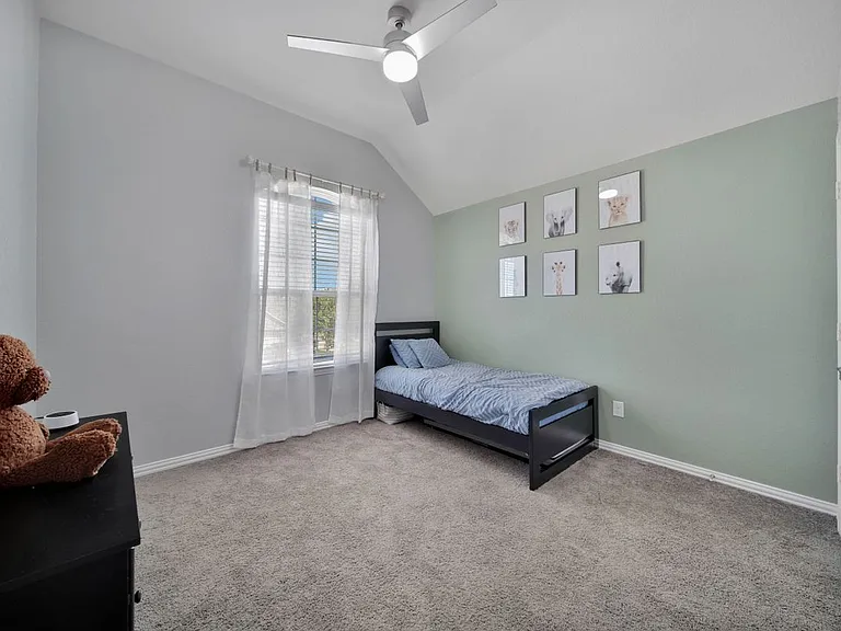 26028 Hasting Ridge Ln — Photo 35