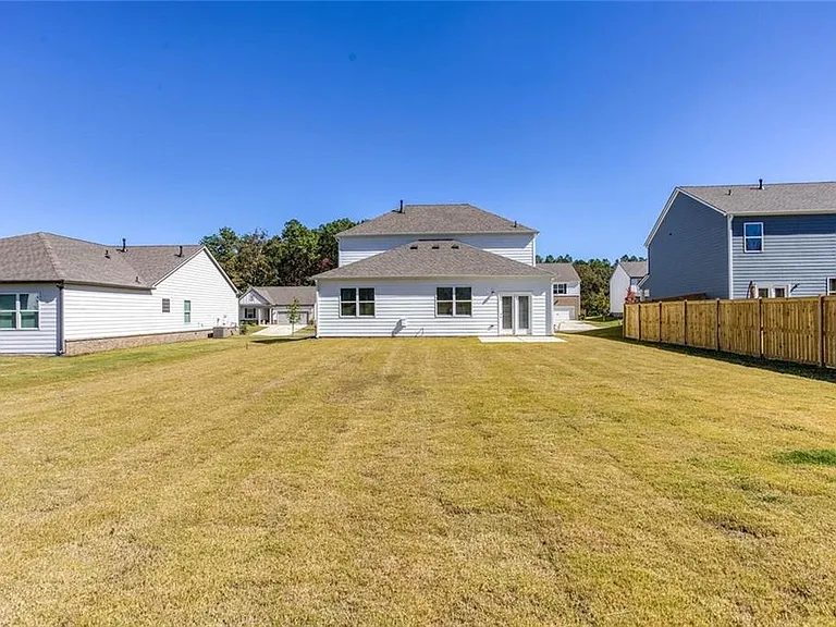 61 Grove Springs Ct — Photo 38