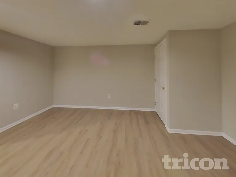 2201 Grant Ct — Photo 16