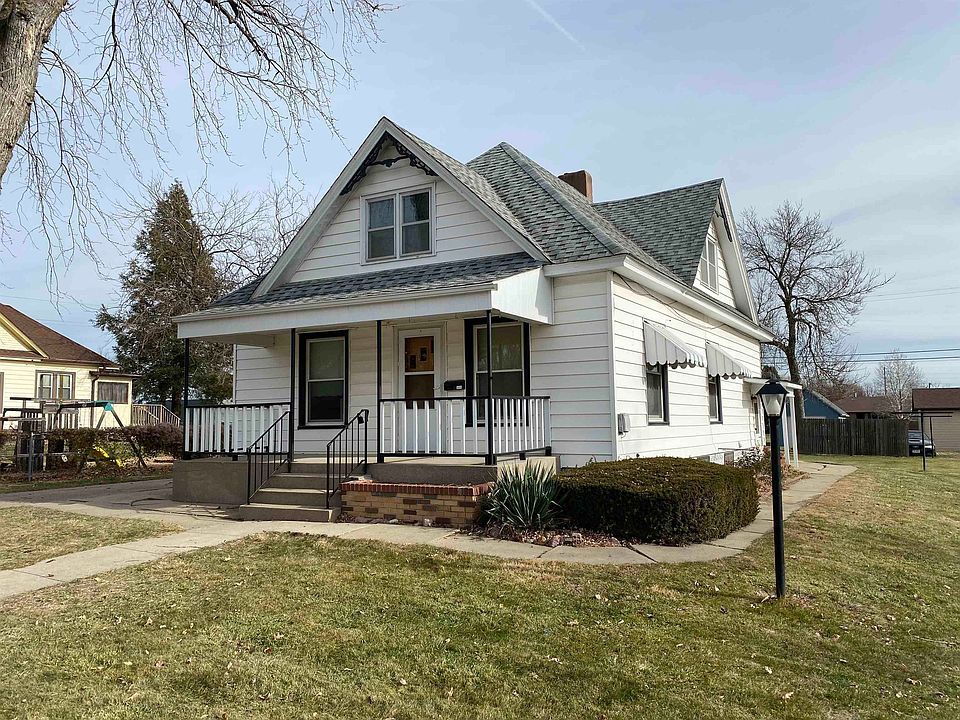 1st image of 1060 N 9th St