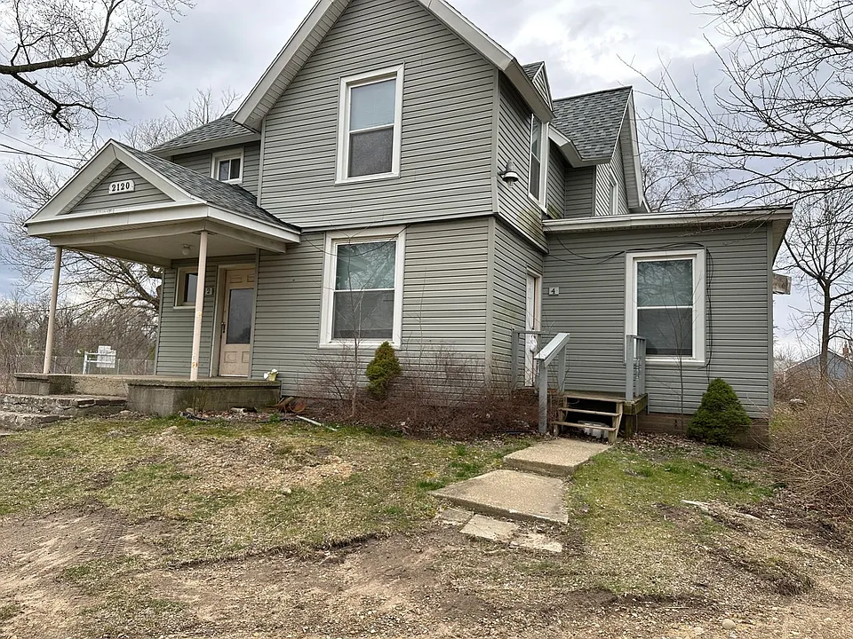 2120 Lansing Ave