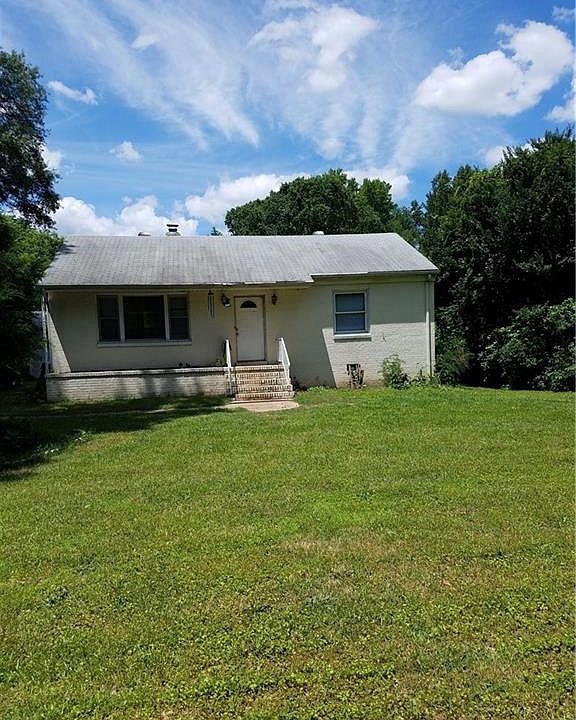 1st image of 3400 Shaw Ln
