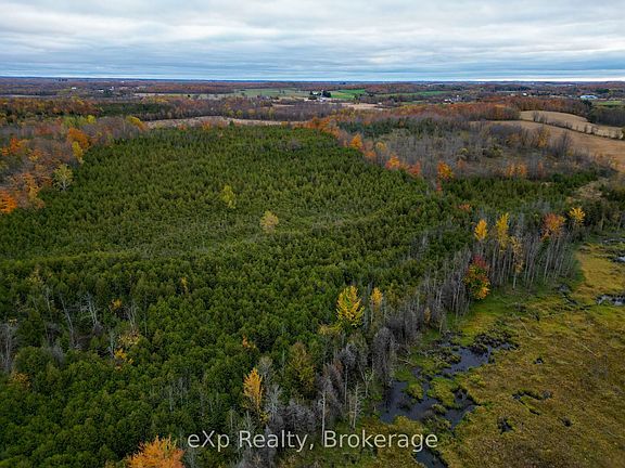 3rd image of 281140 Shouldice Block Rd