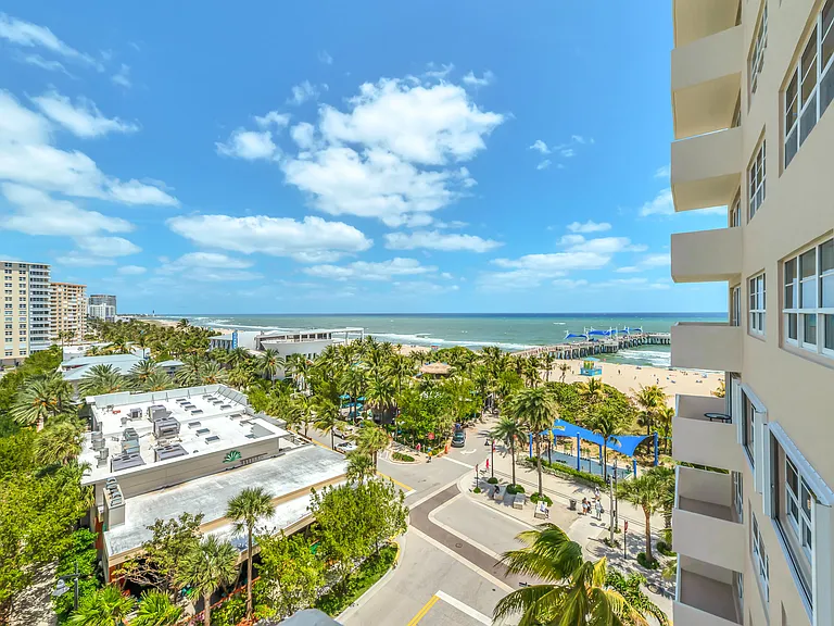 133 N Pompano Beach Blvd #708 — Photo 21