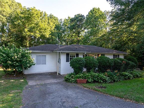 2nd image of 5077 Redan Rd