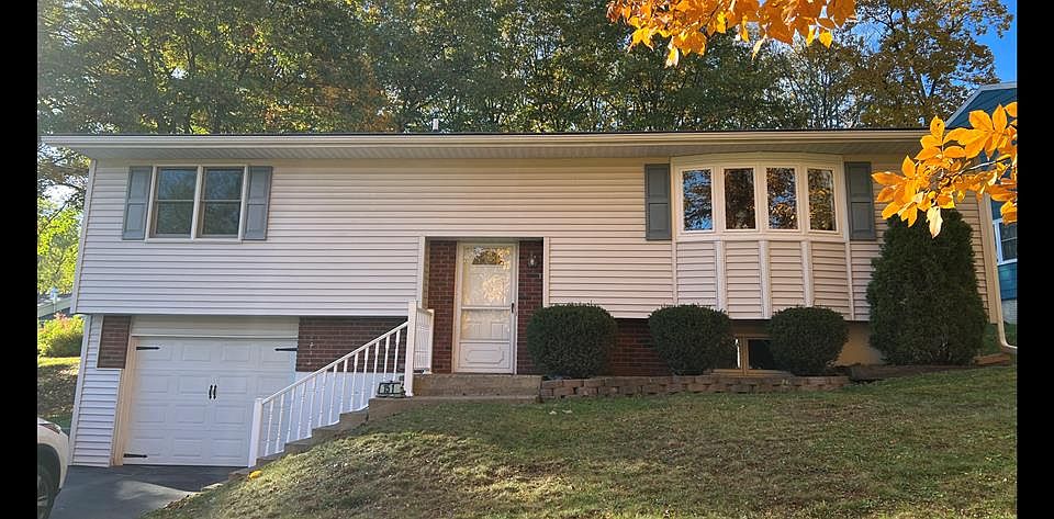 1st image of 151 Hilton Dr