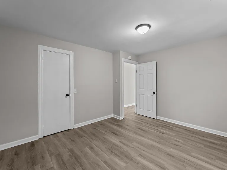 1424 Springbrook Dr — Photo 11