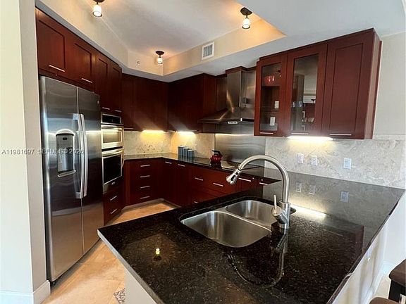 3rd image of 2401 N Ocean Blvd APT 500