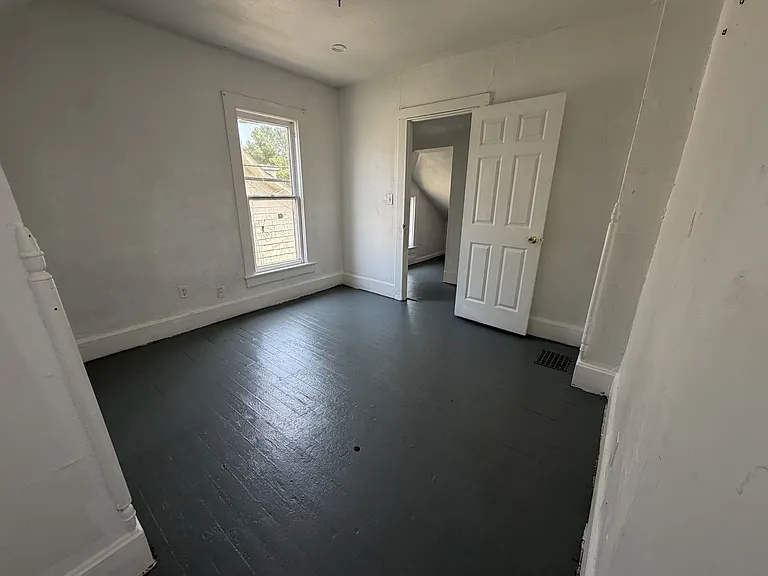 748 Monroe St #1 — Photo 15