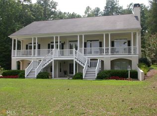 50 S Shore Dr, Newnan, GA 30263