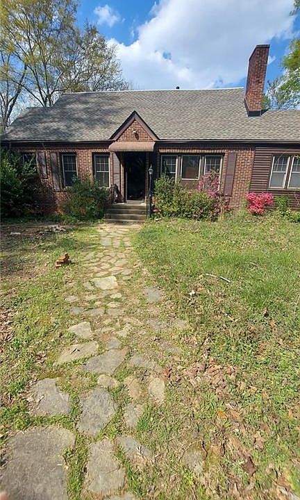 1st image of 214 Inman Dr