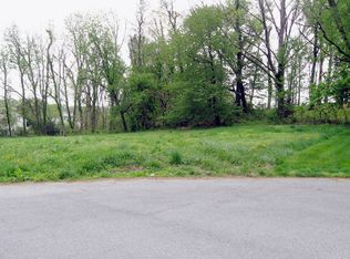 4644 Oriole Ave, Columbia, PA 17512