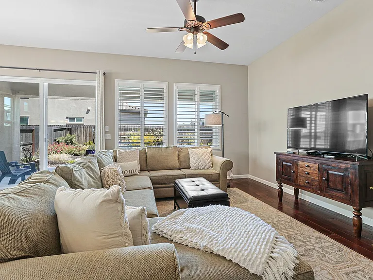 271 Alboran Sea Cir — Photo 29