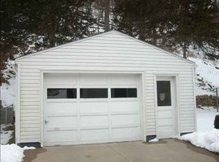 2206 Shiras Ave, Dubuque, IA 52001