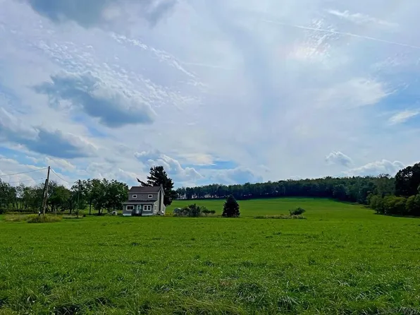 1181 Krayn Rd, Windber, PA 15963