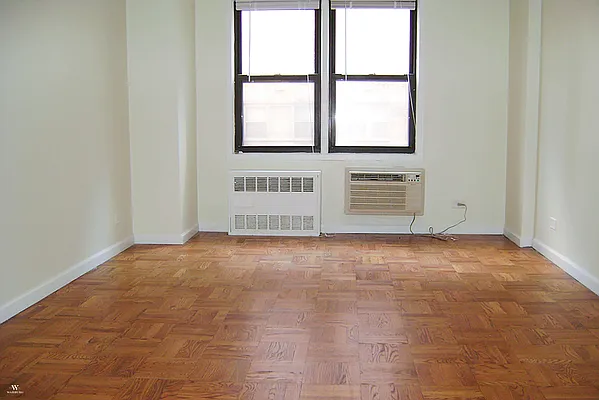Rented by Warburg | media 5