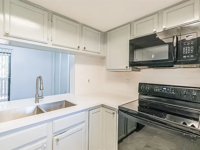 14911 Wunderlich Dr #2302 — Photo 12