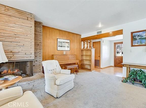 3rd image of 3827 N Briarpath Ave