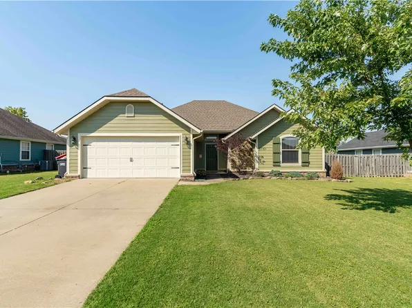 3770 Grand Valley Dr, Springdale, AR 72764