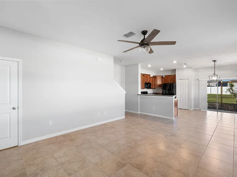 7678 Ginger Lily Ct — Photo 9