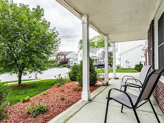 4th image of 10165 Clear Creek Cir