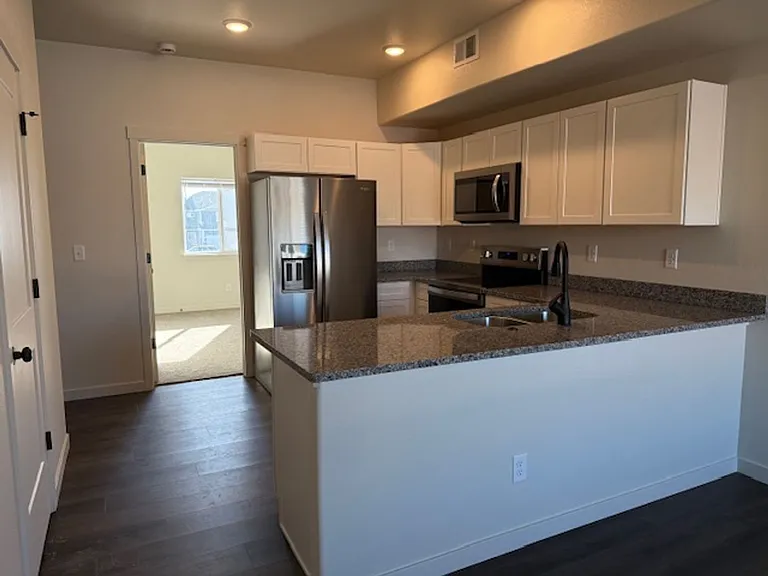 1507 Carol Ann Way — Photo 3