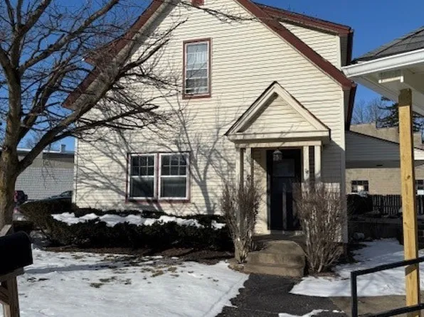 2 County Line Rd, College Corner, OH 45003