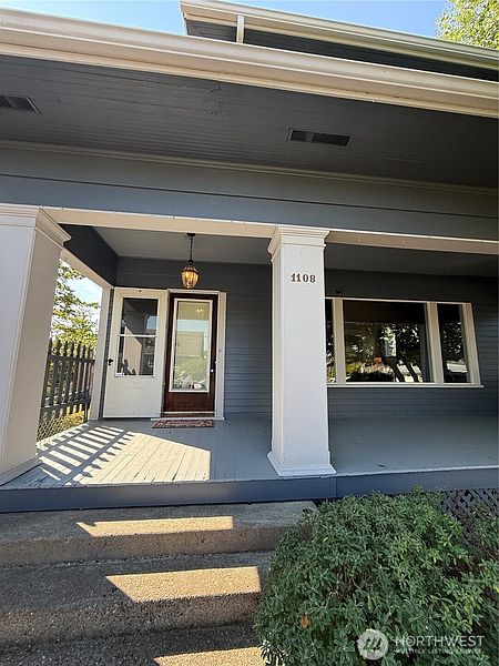 2nd image of 1108 Duryea